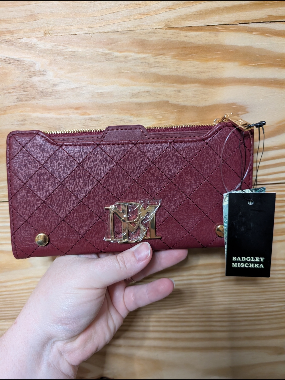 Badgley Mischka Quilted Burgundy Wallet NWT